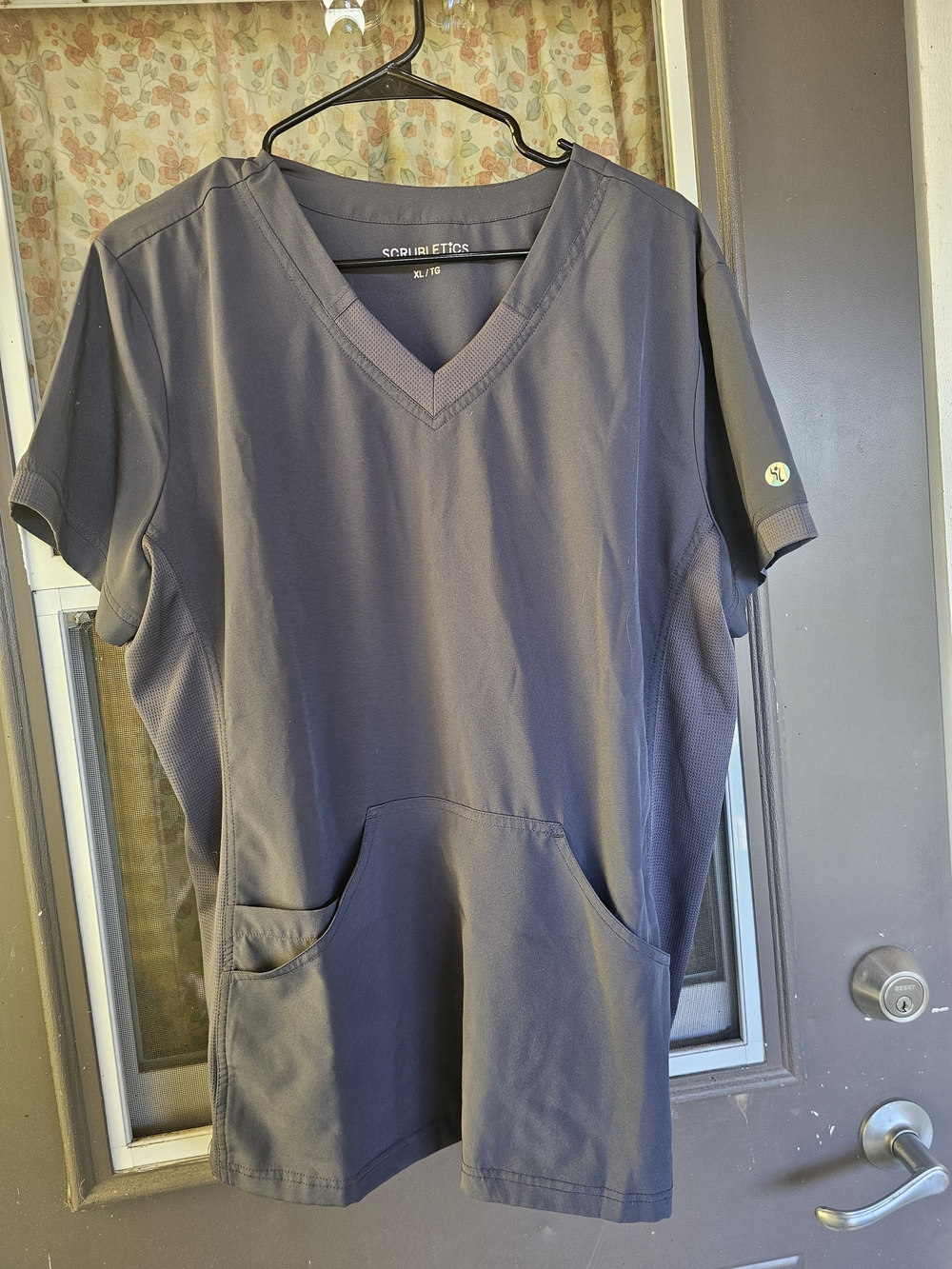 Women's V-Neck Scrub Top in Charcoal